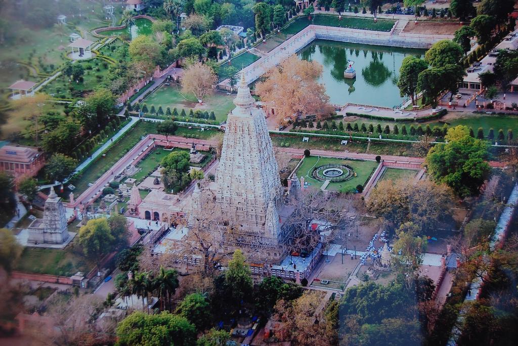 Hotel Lumbini International Bodh Gaya Dış mekan fotoğraf